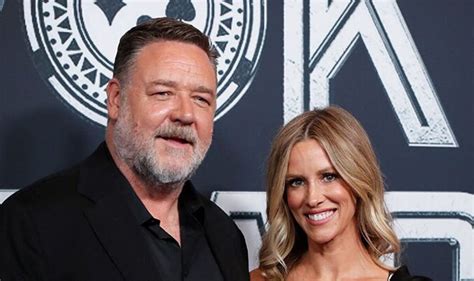 is russell crowe married today